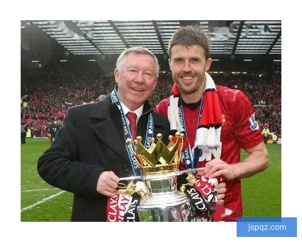 卡里克全胜仍难转正 六成球迷怒批基恩 五战不败名帅成焦点舆论热议